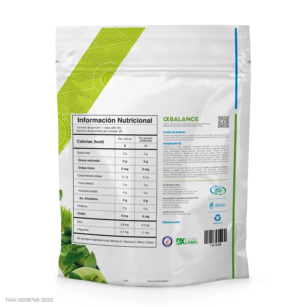 Ingredientes verdes de Alpha Balance: espinaca, chlorella, espirulina y manzana verde.