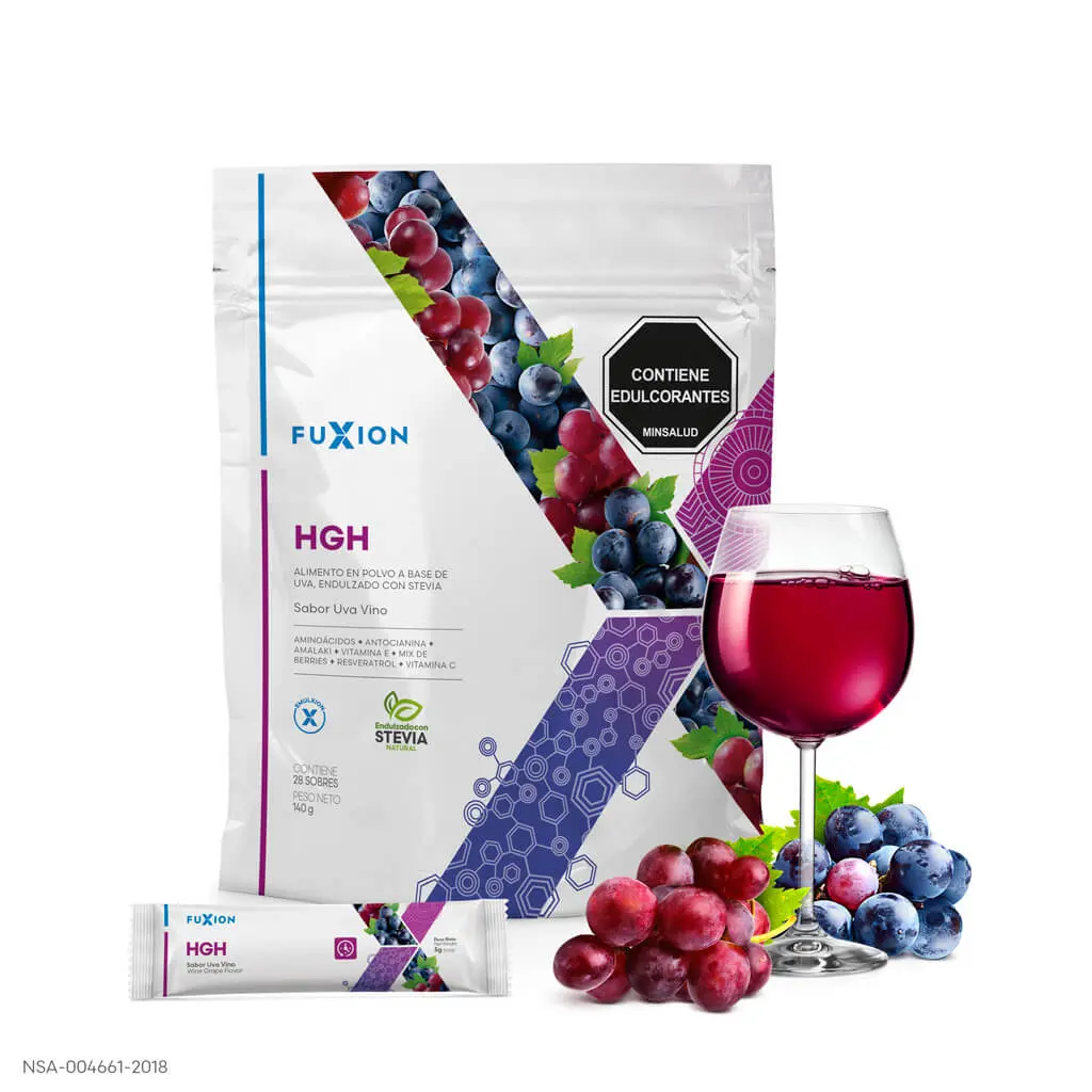 Vaso de HGH preparado sabor uva refrescante, ideal para estimular la regeneración nocturna celular.