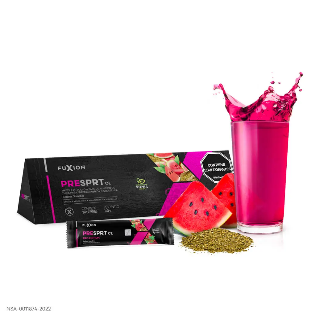 Vaso de Pre Sport preparado sabor sandía para energía y resistencia muscular.