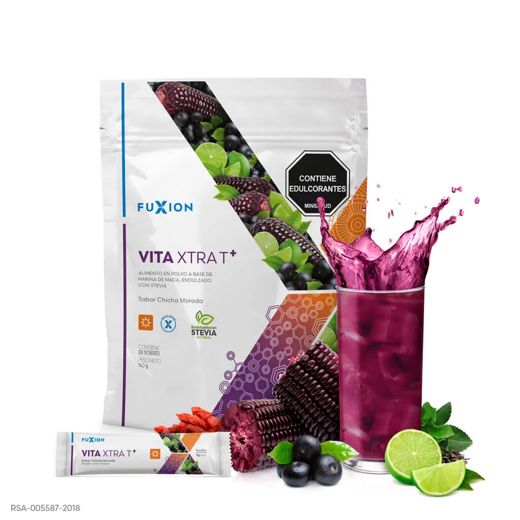 Vaso de Vita Xtra T+ preparado color chicha morada, ideal para energía física sin taquicardia.